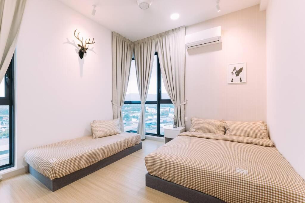 New! French Style 3br 8pax Mytown Sunway Velocity *