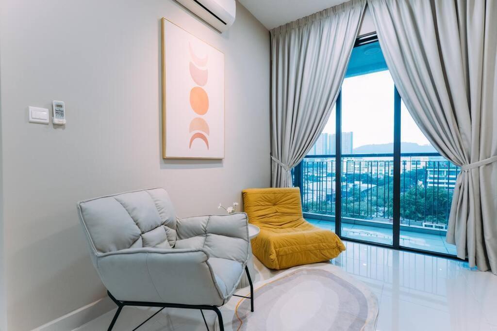 Apartment New! French Style 3br 8pax Mytown Sunway Velocity Kuala Lumpur